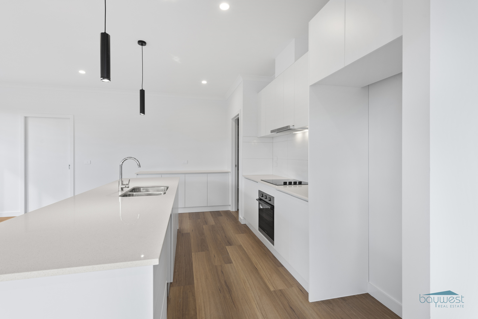 2/5 Plymouth Street, HASTINGS VIC 3915, Hastings - Image 1